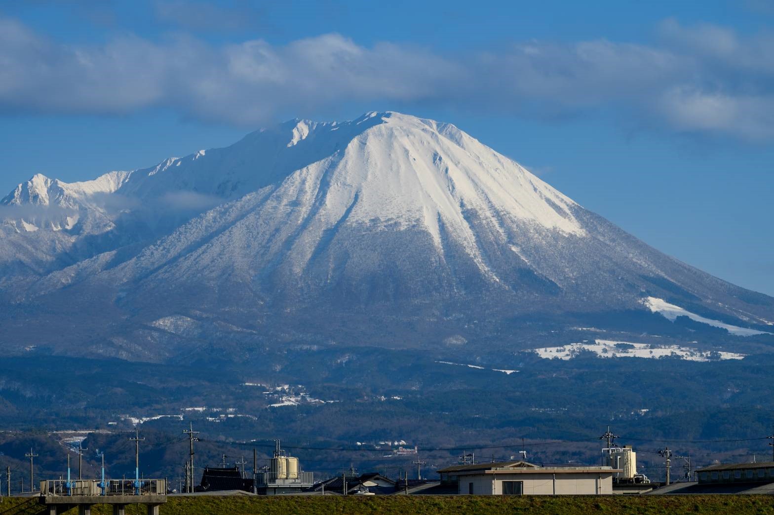 鳥取の名所ご紹介～冬の大山～ | 愛ファクトリー